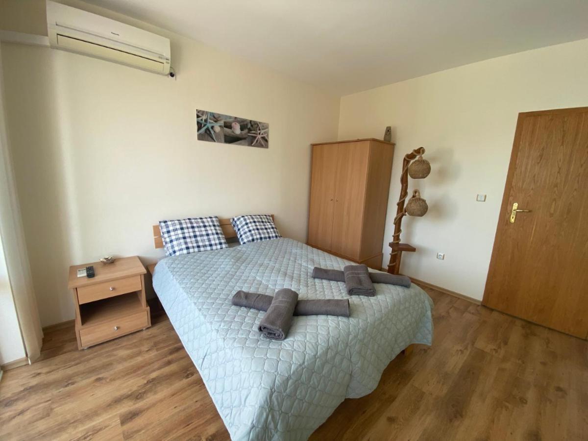 First Line On The Beach Cosy Sea Paradise Apartments Kavarna Ngoại thất bức ảnh