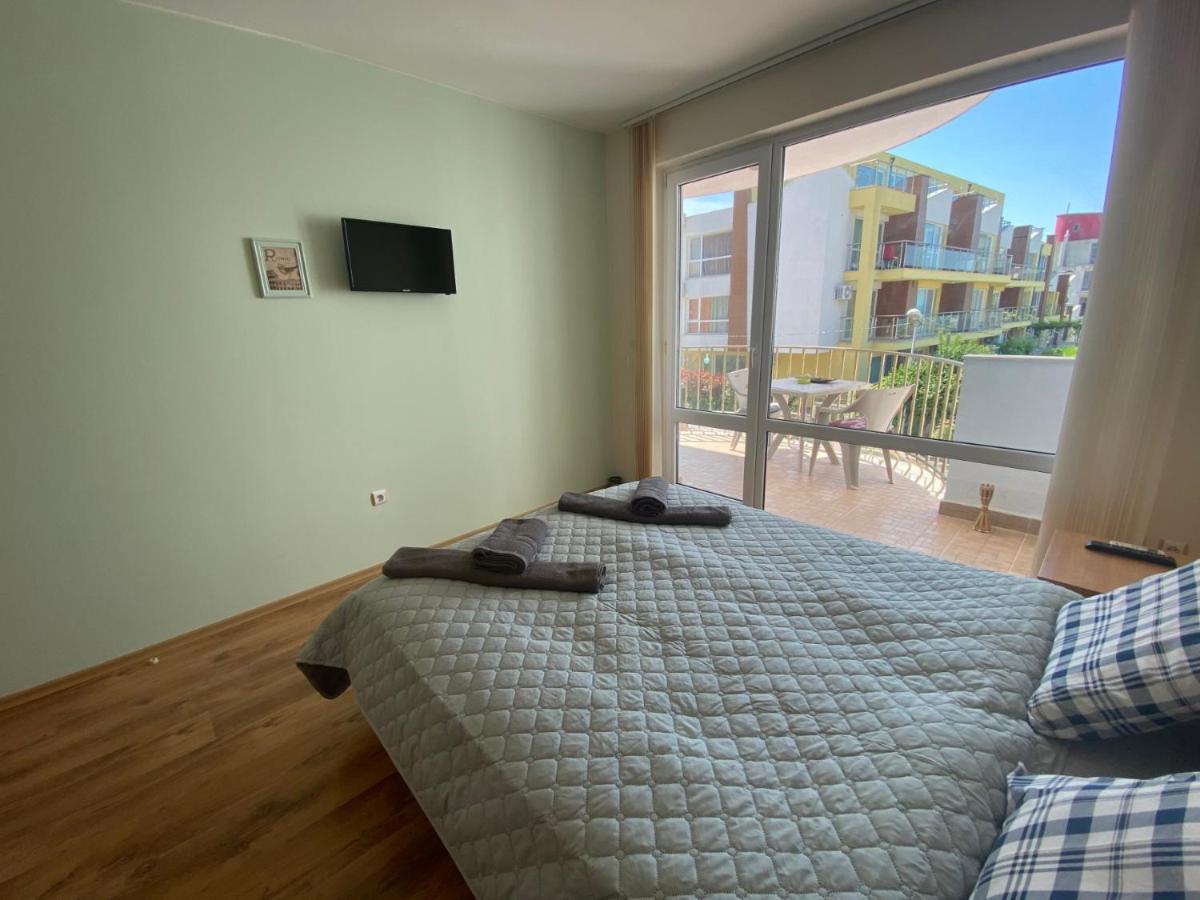 First Line On The Beach Cosy Sea Paradise Apartments Kavarna Ngoại thất bức ảnh