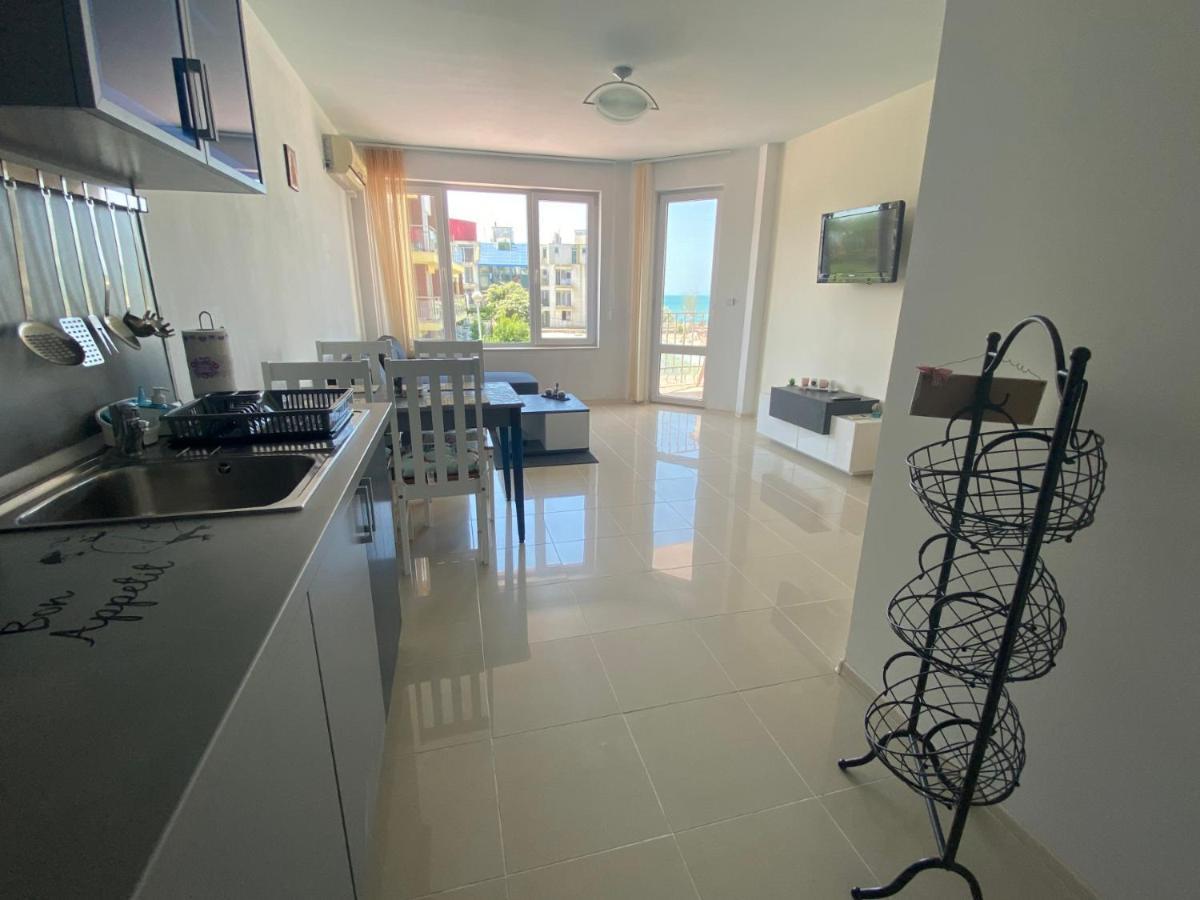 First Line On The Beach Cosy Sea Paradise Apartments Kavarna Ngoại thất bức ảnh