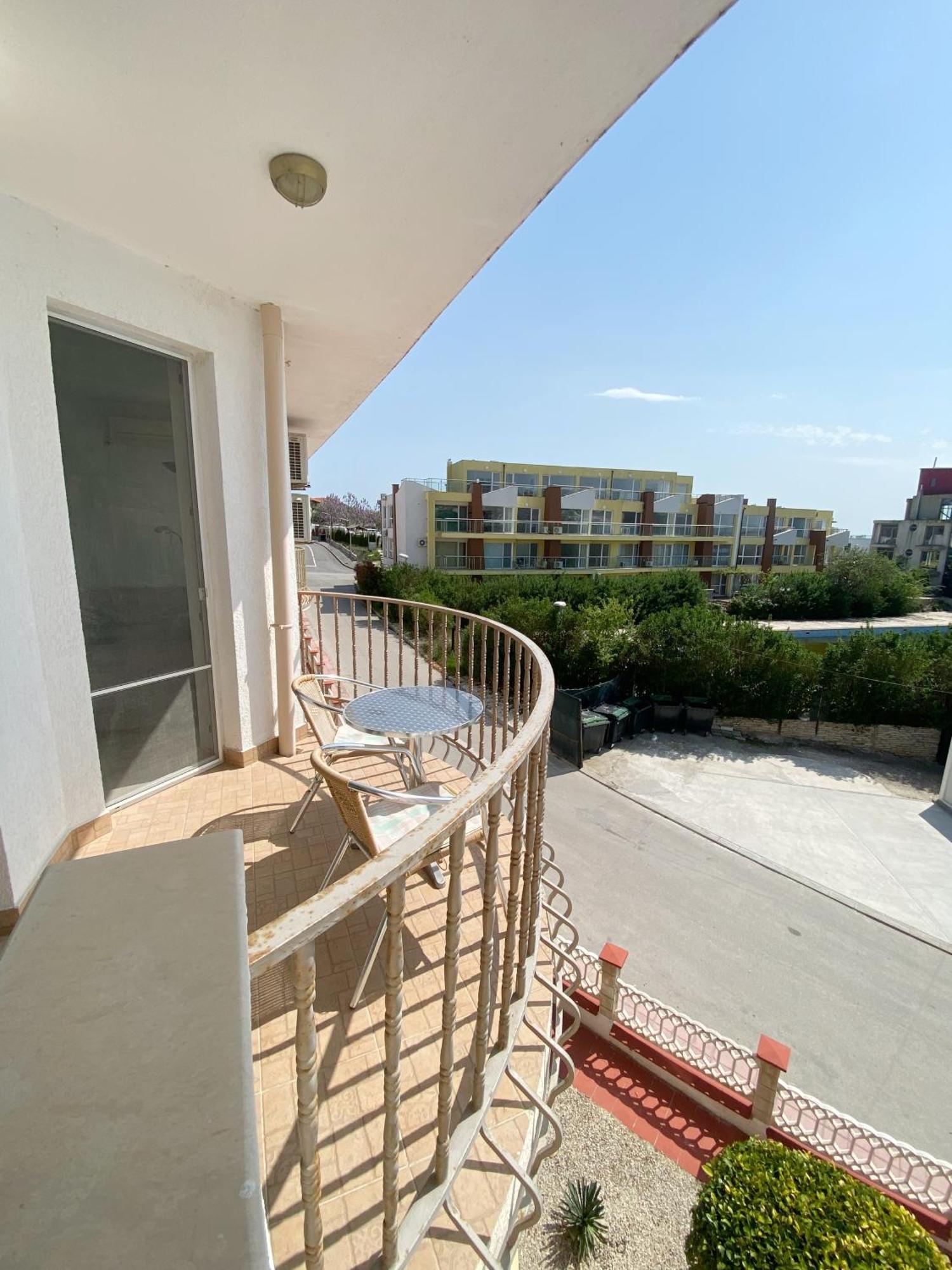 First Line On The Beach Cosy Sea Paradise Apartments Kavarna Ngoại thất bức ảnh
