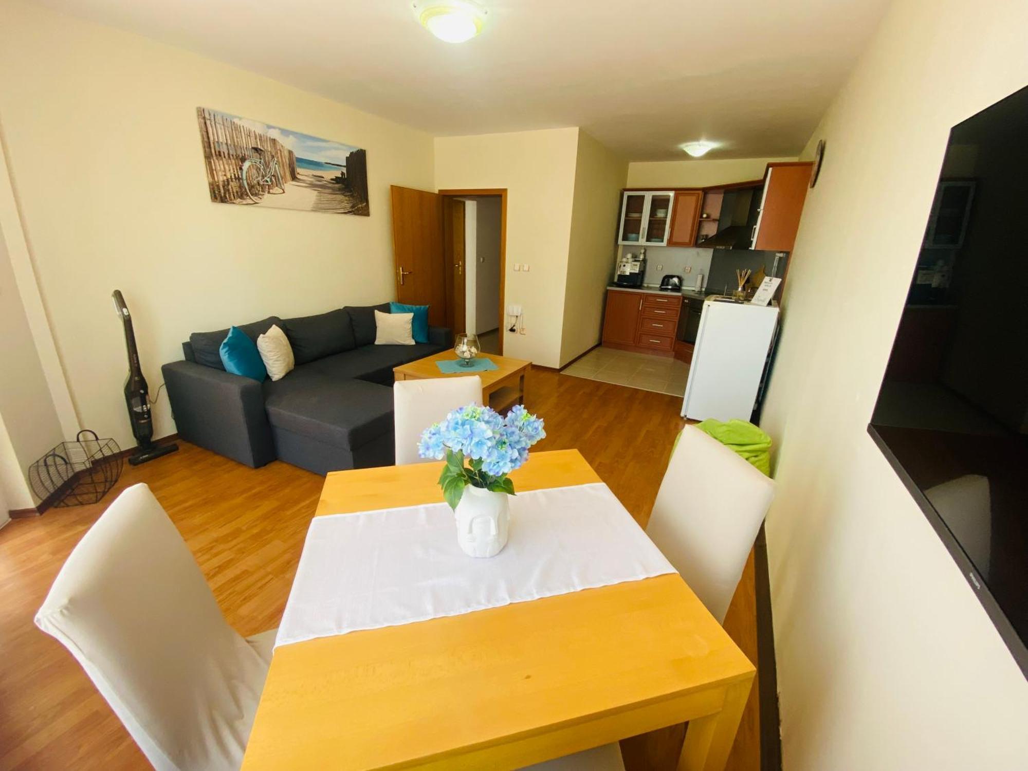 First Line On The Beach Cosy Sea Paradise Apartments Kavarna Ngoại thất bức ảnh